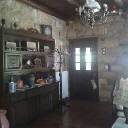 Traditional Ev (first floor)