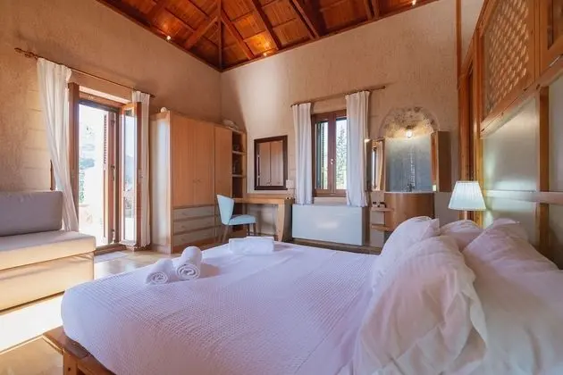 Deluxe Villa