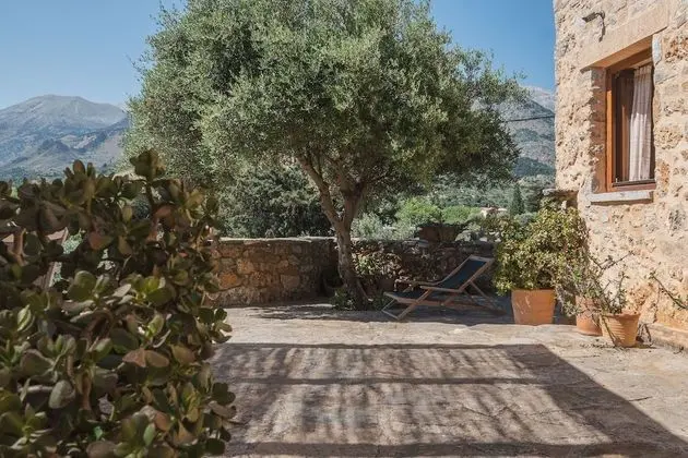 Deluxe Villa