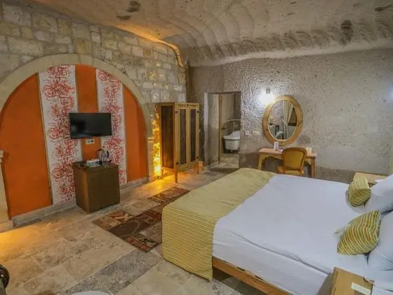 Superior Mağara Oda, Vadi Manzaralı, Ortak Teraslı
