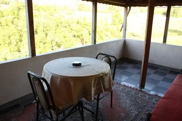 Süit, Teras, Dağ Manzaralı