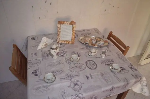 Üç Kişilik Oda, Balkon