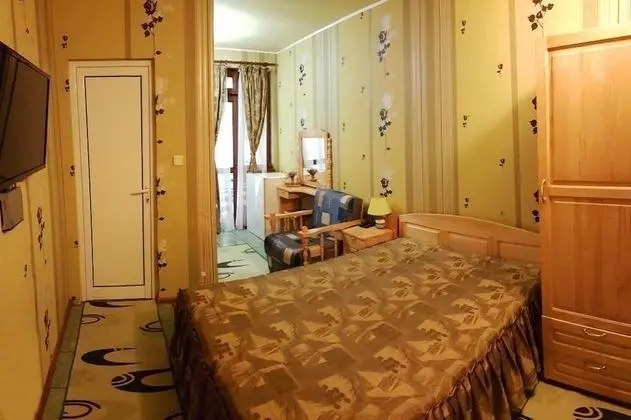 Tek Büyük Yataklı Oda, Dağ Manzaralı