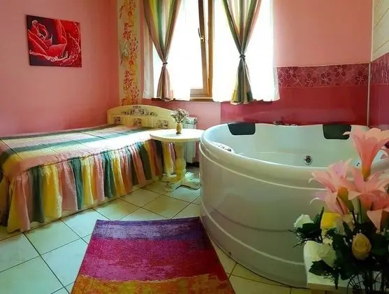 Tek Büyük Yataklı Oda, Dağ Manzaralı (private spa tub)