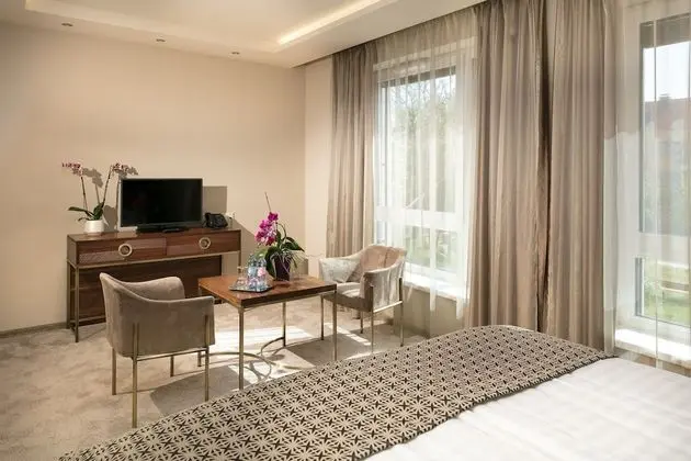 Deluxe Tek Büyük veya İki Ayrı Yataklı Oda