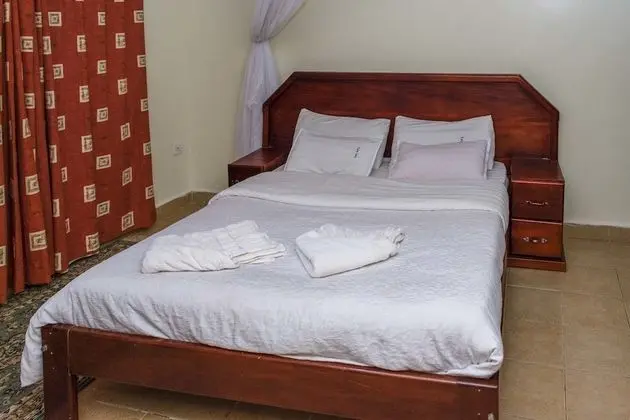 Standard Tek Büyük Yataklı Oda, Bahçe Manzaralı