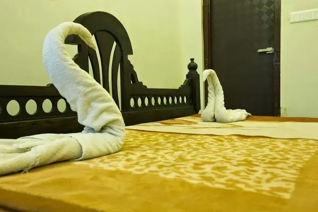 Royal Tek Büyük Yataklı Oda
