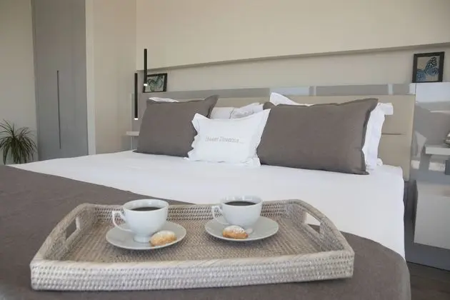 Terrace Suit 1