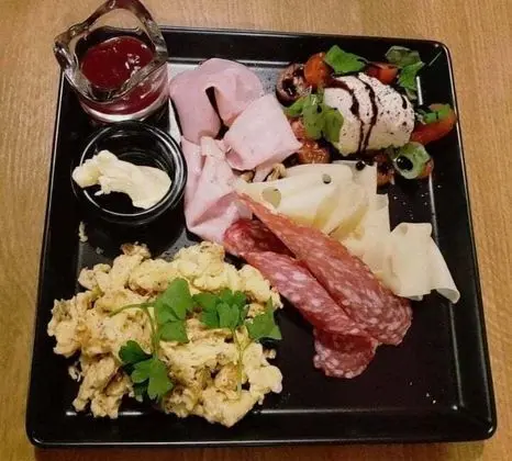 Stüdyo (Triple)