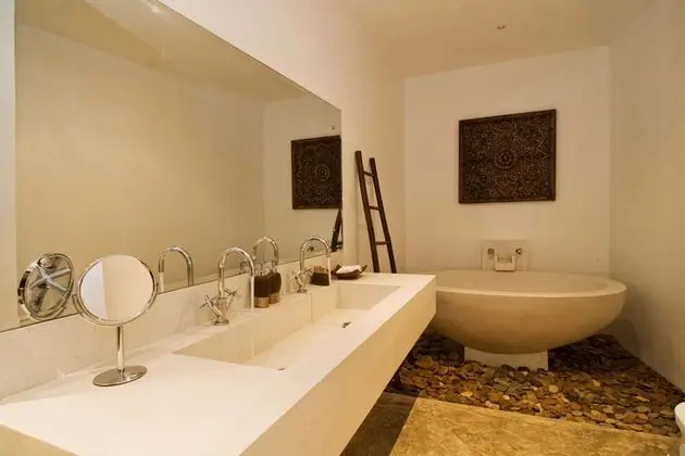 2 Bedroom Villa