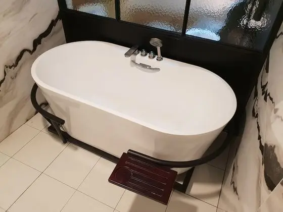 Premium Tek Büyük Yataklı Oda