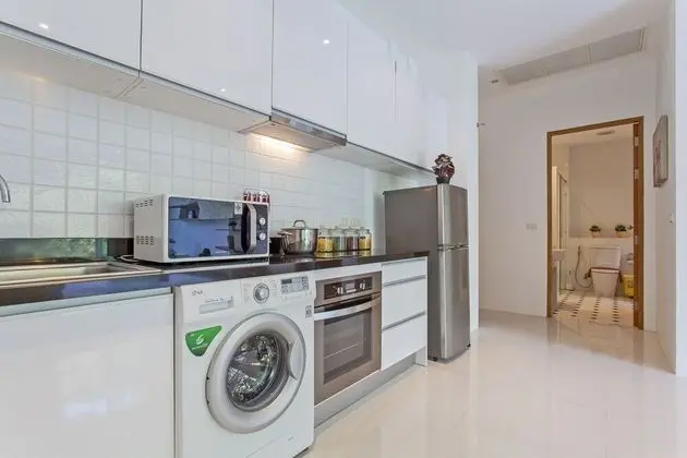 1 Bedroom Condo