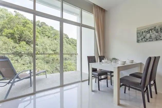 1 Bedroom Condo
