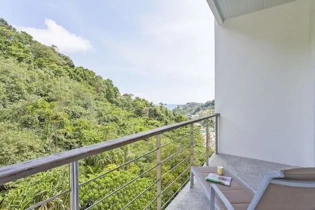 1 Bedroom Condo