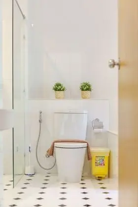 1 Bedroom Condo