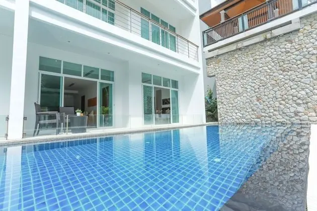 2 Bedrooms Condo
