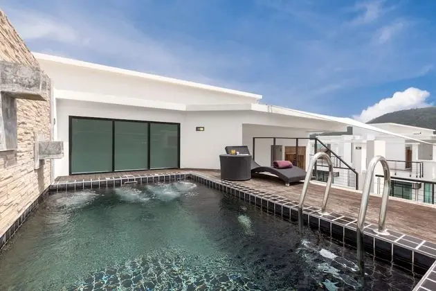 3 Bedroom with Private Pool