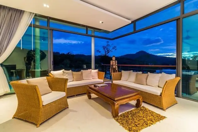 3 Bedrooms Villa with Sea View