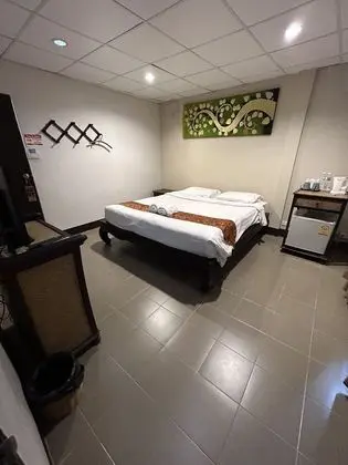 Superior Tek Büyük veya İki Ayrı Yataklı Oda