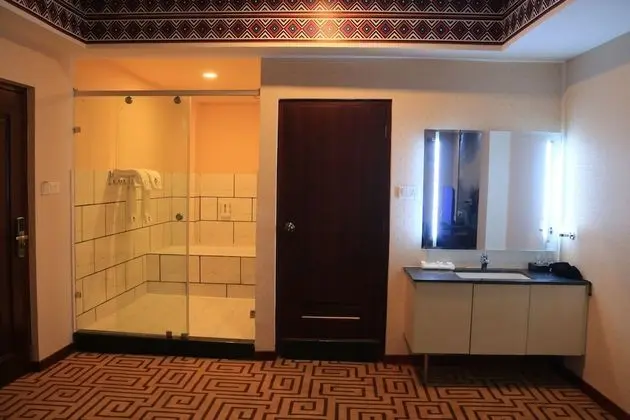 Junior Süit, 1 En Büyük (King) Boy Yatak
