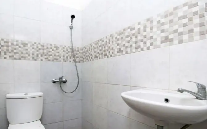 Tek Büyük Yataklı Oda, Sigara İçilmez