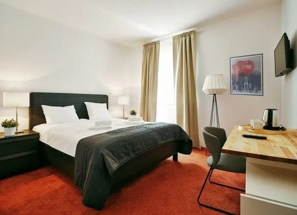 Comfort Tek Büyük Yataklı Oda