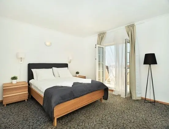 Comfort Tek Büyük Yataklı Oda, Balkon, Deniz Manzaralı