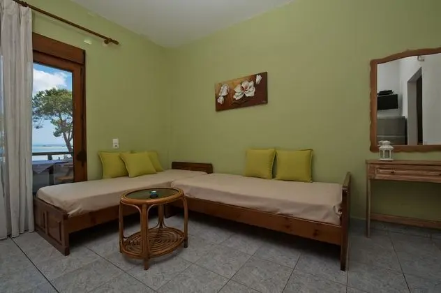 Family Apart Daire, 1 Yatak Odası, Deniz Manzaralı, Denize Sıfır