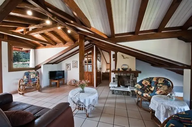 Family Çatı Katı (Loft), 2 Yatak Odası, Deniz Manzaralı, Denize Sıfır