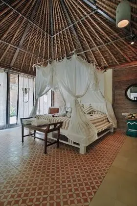 Signature Villa, 2 Yatak Odası, Kişiye Özel Havuzlu, Havuz Manzaralı (Visakha)