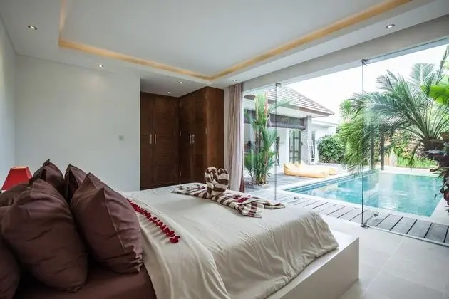 Basic Villa, Birden Çok Yatak