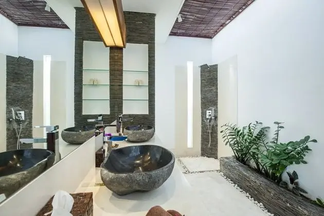 Basic Villa, Birden Çok Yatak