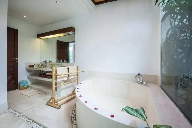 Basic Villa, Birden Çok Yatak