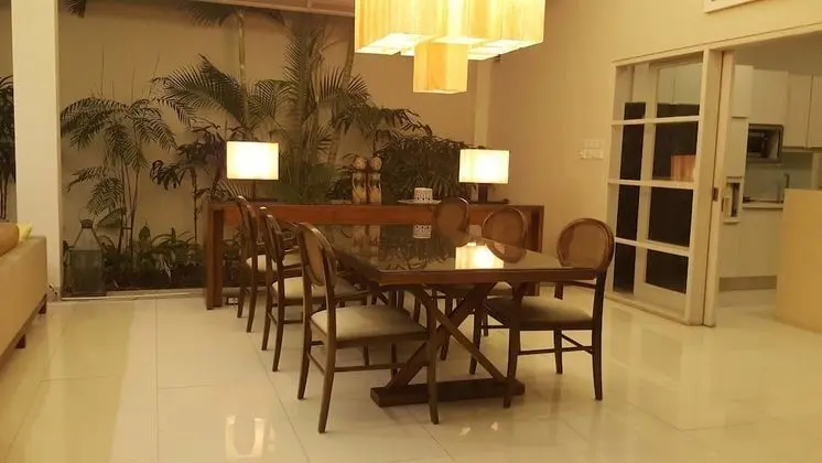 Deluxe Villa, 2 Yatak Odası, Kişiye Özel Havuzlu, Bahçe Manzaralı