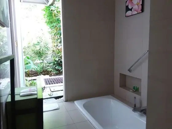 Deluxe Villa, 2 Yatak Odası, Kişiye Özel Havuzlu, Bahçe Manzaralı