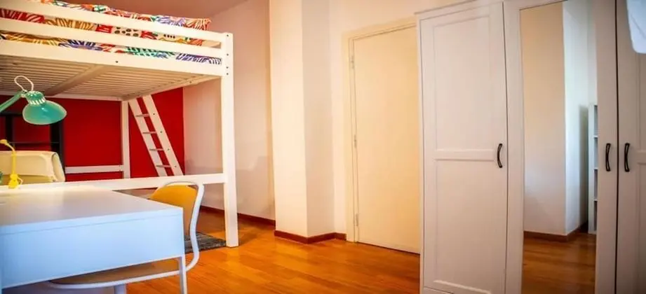 Ortak Ranzalı Oda, 1 Yatak Odası, Balkon