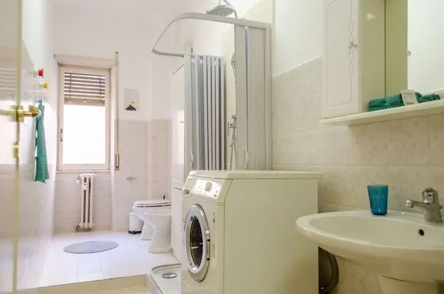 Ortak Ranzalı Oda, 1 Yatak Odası, Buzdolabı