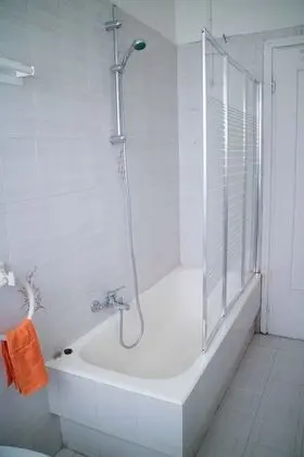 Ortak Ranzalı Oda, 1 Yatak Odası, Balkon