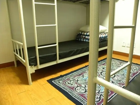 Ortak Ranzalı Oda, Sadece kadınlar için (4 Persons)