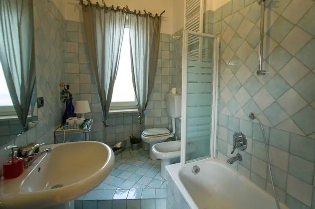 Superior Tek Büyük Yataklı Oda, Ortak Banyo