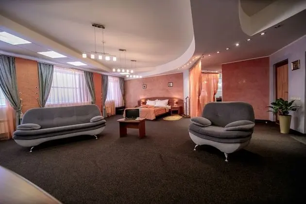 Stüdyo Süit, 1 Büyük (Queen) Boy Yatak ve Çekyat, Şehir Manzaralı