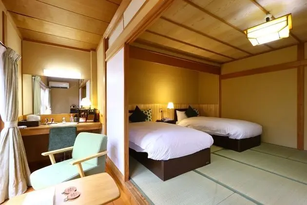 Economy Oda (Japanese Style, B)