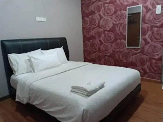 Standard Oda, 1 Büyük (Queen) Boy Yatak