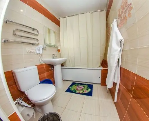 Comfort Tek Büyük veya İki Ayrı Yataklı Oda