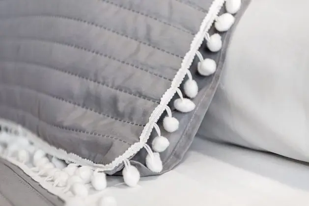 Comfort Tek Büyük Yataklı Oda, Avlu Manzaralı