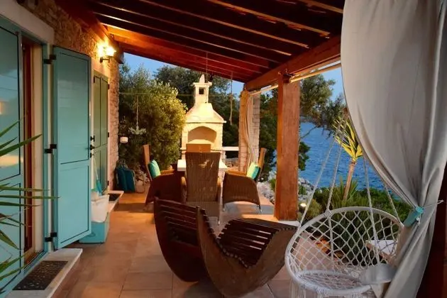 Comfort Apart Daire, Deniz Manzaralı