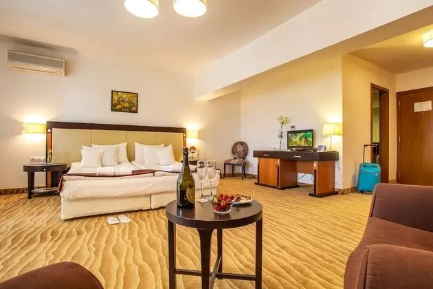 Deluxe Tek Büyük Yataklı Oda, 1 Yatak Odası, Şehir Manzaralı