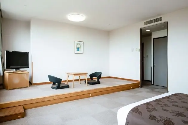 İki Ayrı Yataklı Oda, Sigara İçilmez (With private bathroom)