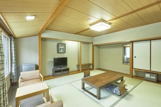 Traditional Oda, Sigara İçilmez (Japanese A, With toilet)