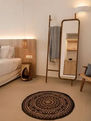 Luxury Tek Büyük Yataklı Oda, Balkon, Deniz Manzaralı